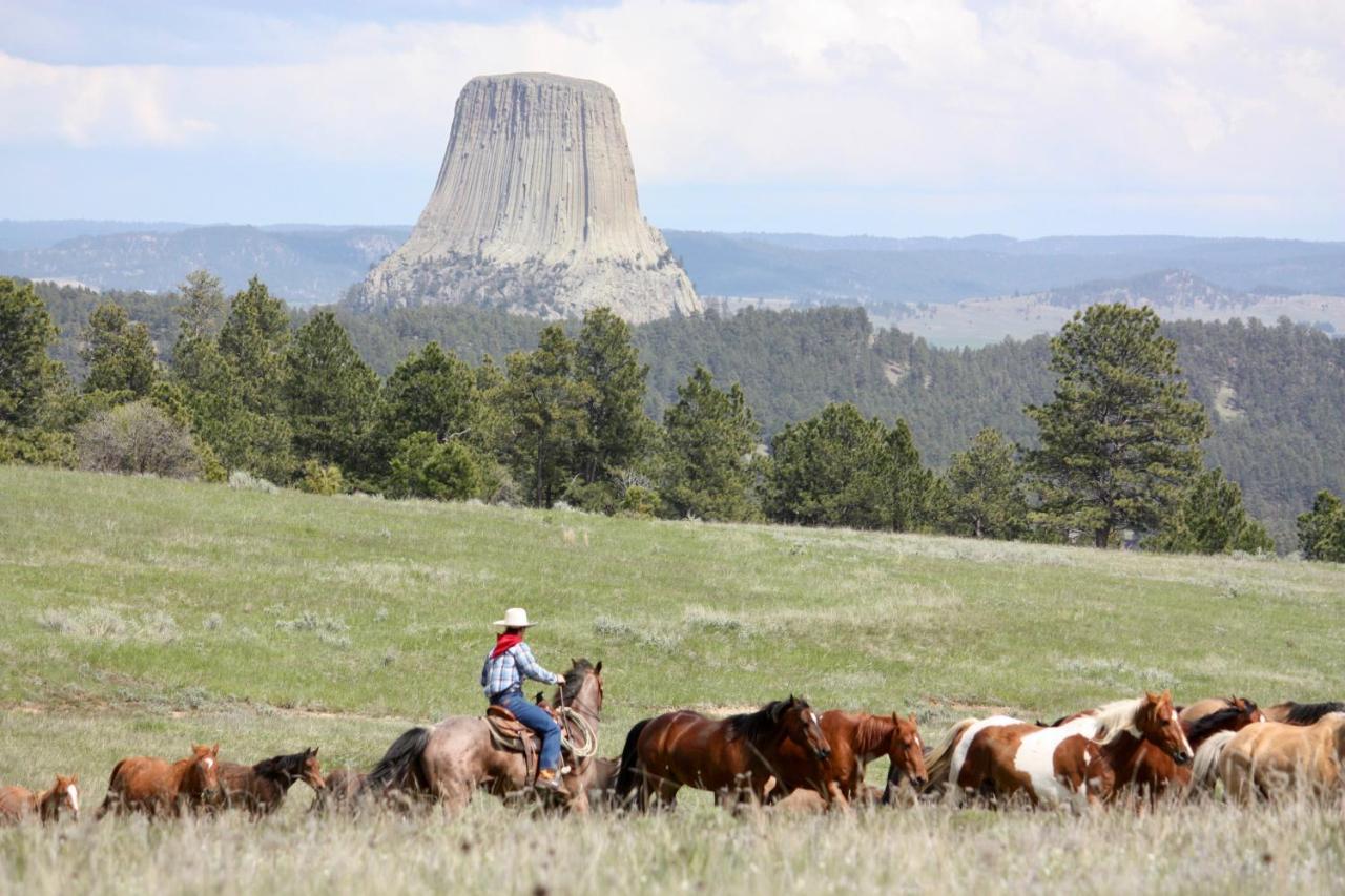 Lake Guest Ranch Vila Devils Tower Exterior foto